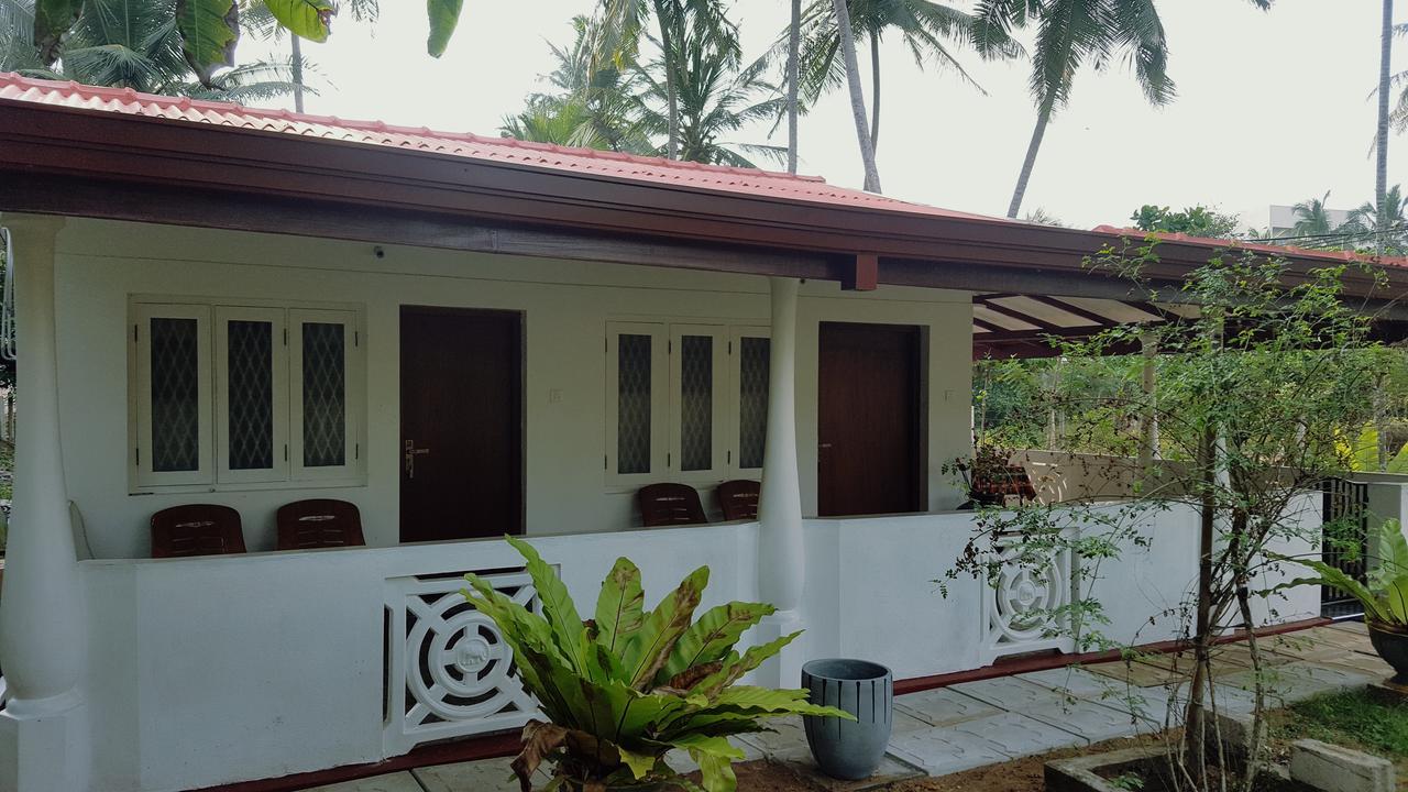 Anura Home Stay Kalutara Exterior photo